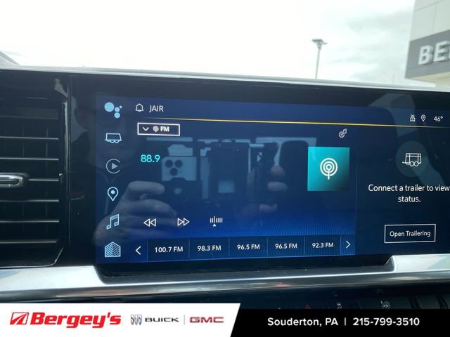 Certified 2024 Chevrolet Silverado 1500 High Country w/ Technology Package image 16