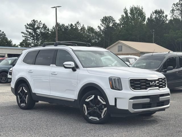 Used 2025 Kia Telluride S AWD/4WD image 13