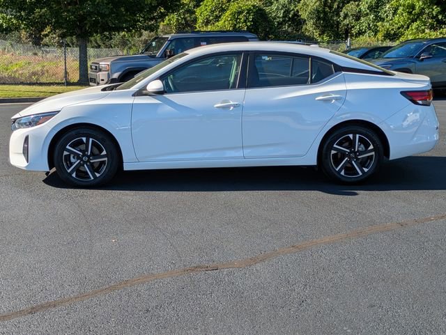 Used 2024 Nissan Sentra SV FWD image 7