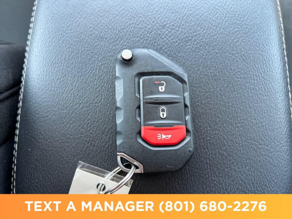 Used 2019 Jeep Wrangler Unlimited Sahara AWD/4WD image 29