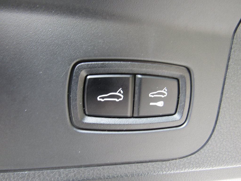 Used 2023 Porsche Panamera image 19