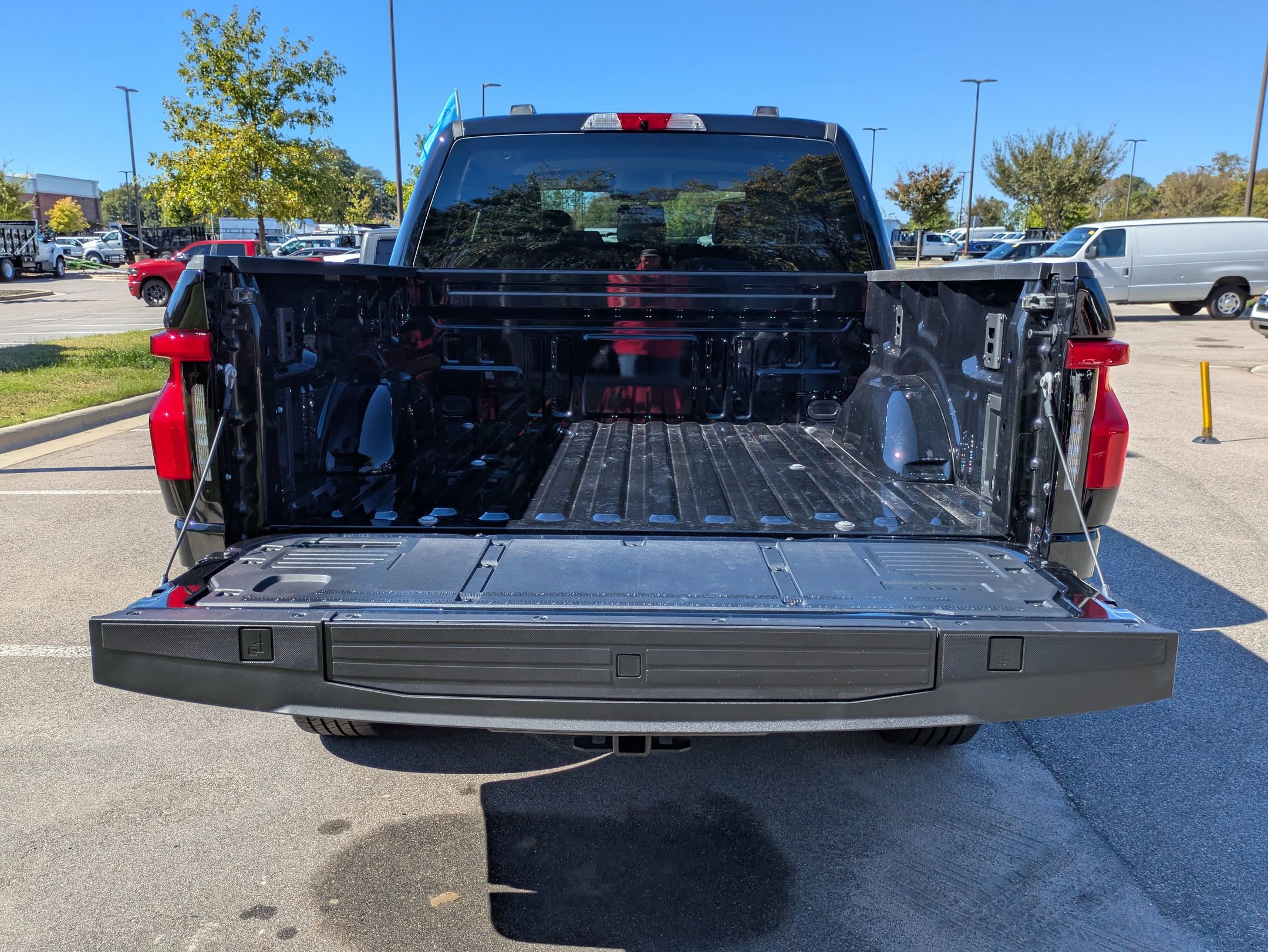 Certified 2025 Ford F150 Lightning Flash w/ Max Trailer Tow Package image 36