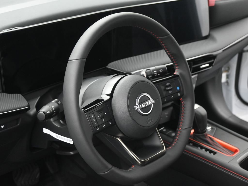 New 2026 Nissan Kicks SR w/ SR Premium Package AWD/4WD image 16