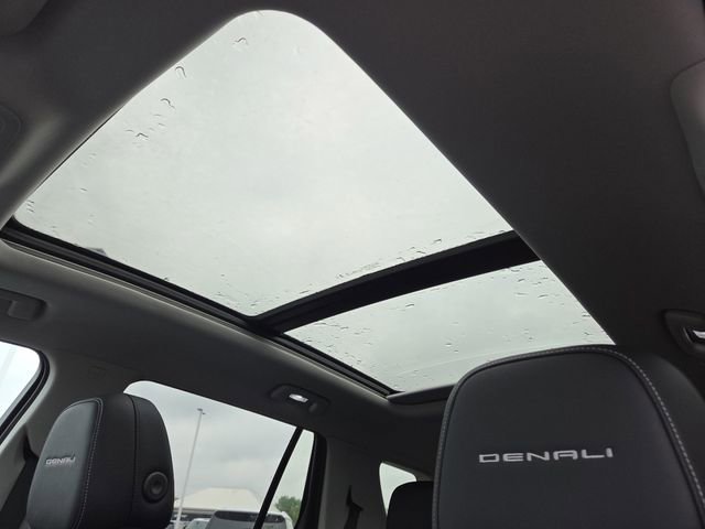 New 2026 GMC Terrain Denali AWD/4WD image 3