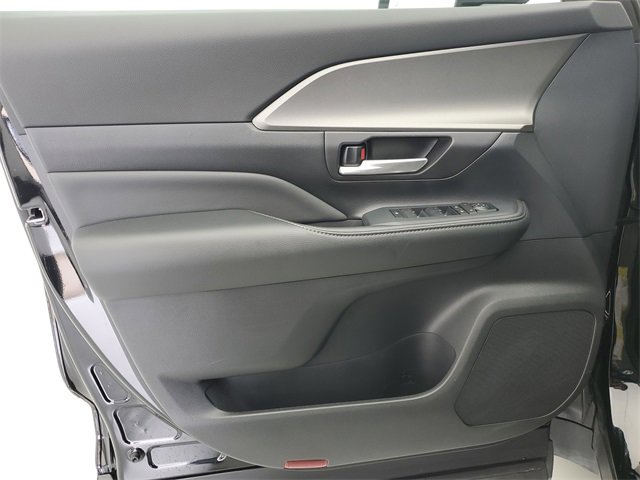 Used 2025 Toyota Grand Highlander FWD image 21