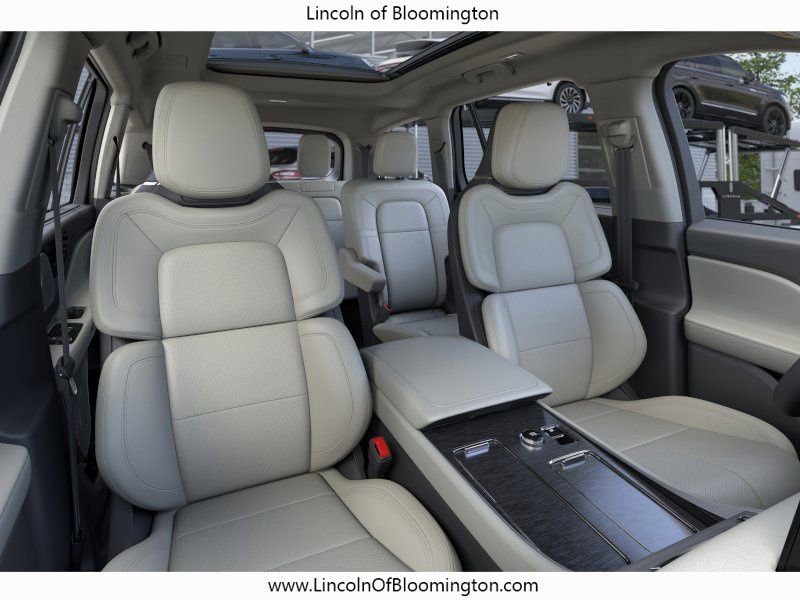 New 2026 Lincoln Aviator Reserve AWD/4WD image 13