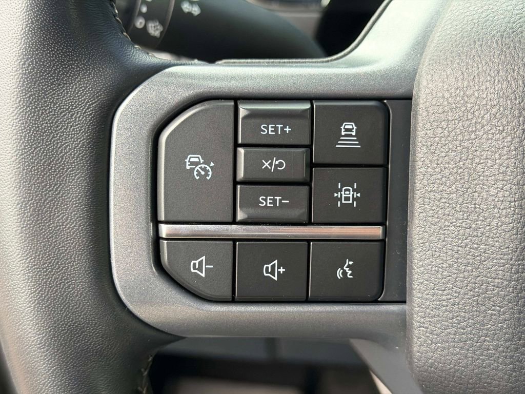 Used 2023 Ford F150 Lariat w/ Equipment Group 502A High AWD/4WD image 32