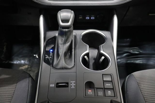 Used 2024 Toyota Highlander LE image 36