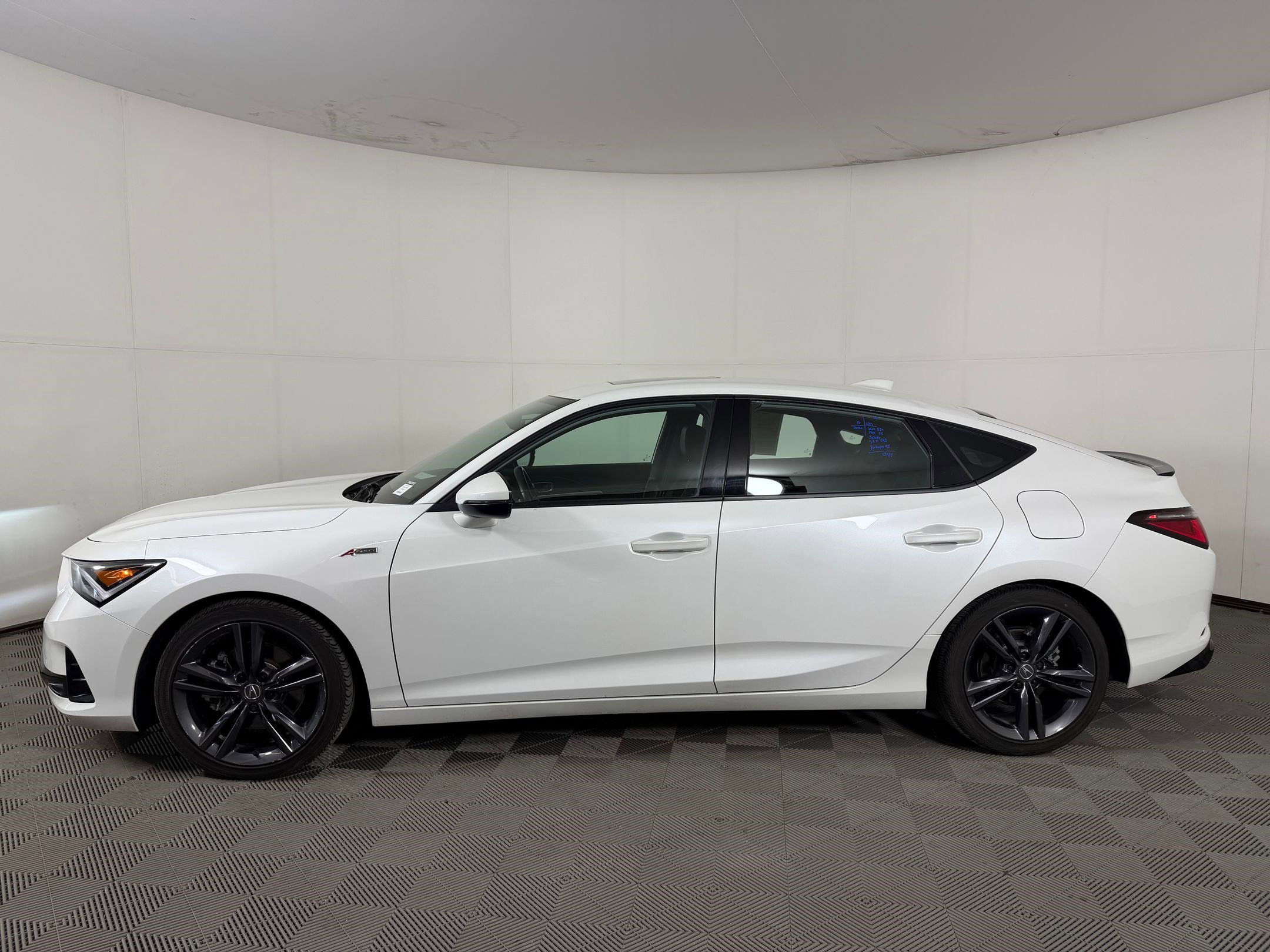 Used 2023 Acura Integra A-Spec FWD image 2