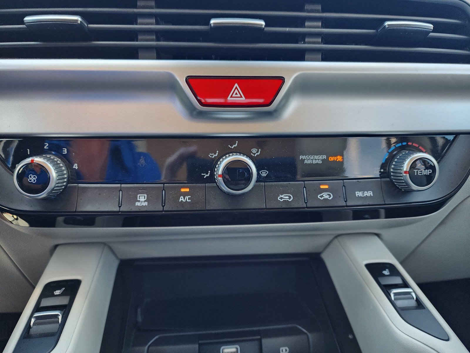Used 2021 Kia Telluride S AWD/4WD image 26