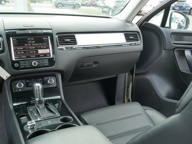 Used 2012 Volkswagen Touareg VR6 AWD/4WD image 23