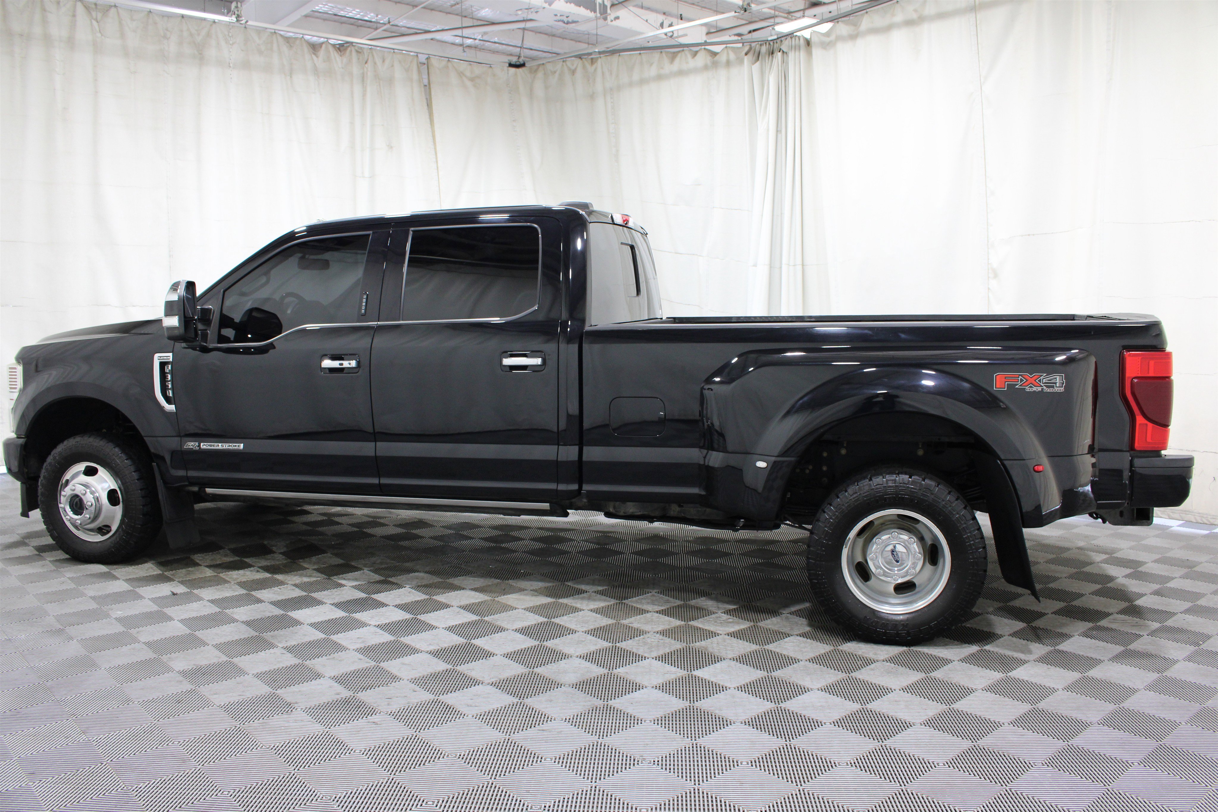 Used 2022 Ford F350 Platinum AWD/4WD image 37