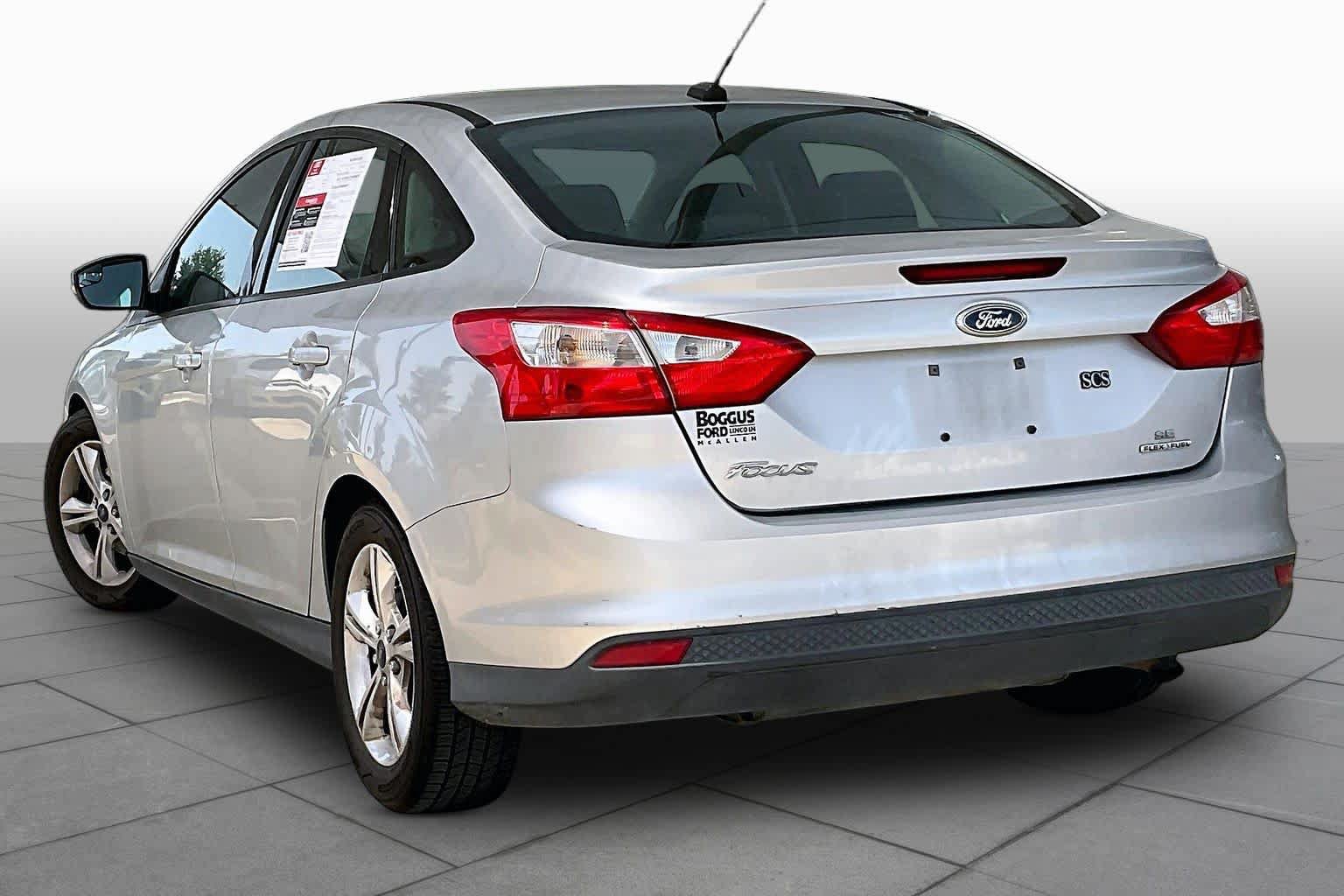 Used 2014 Ford Focus SE FWD image 11