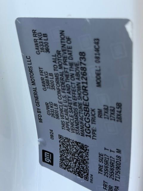 Used 2024 Chevrolet Colorado W/T image 40