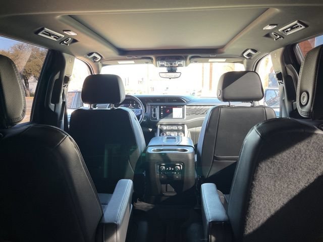 Certified 2022 GMC Yukon Denali w/ Denali Premium Package RWD image 44