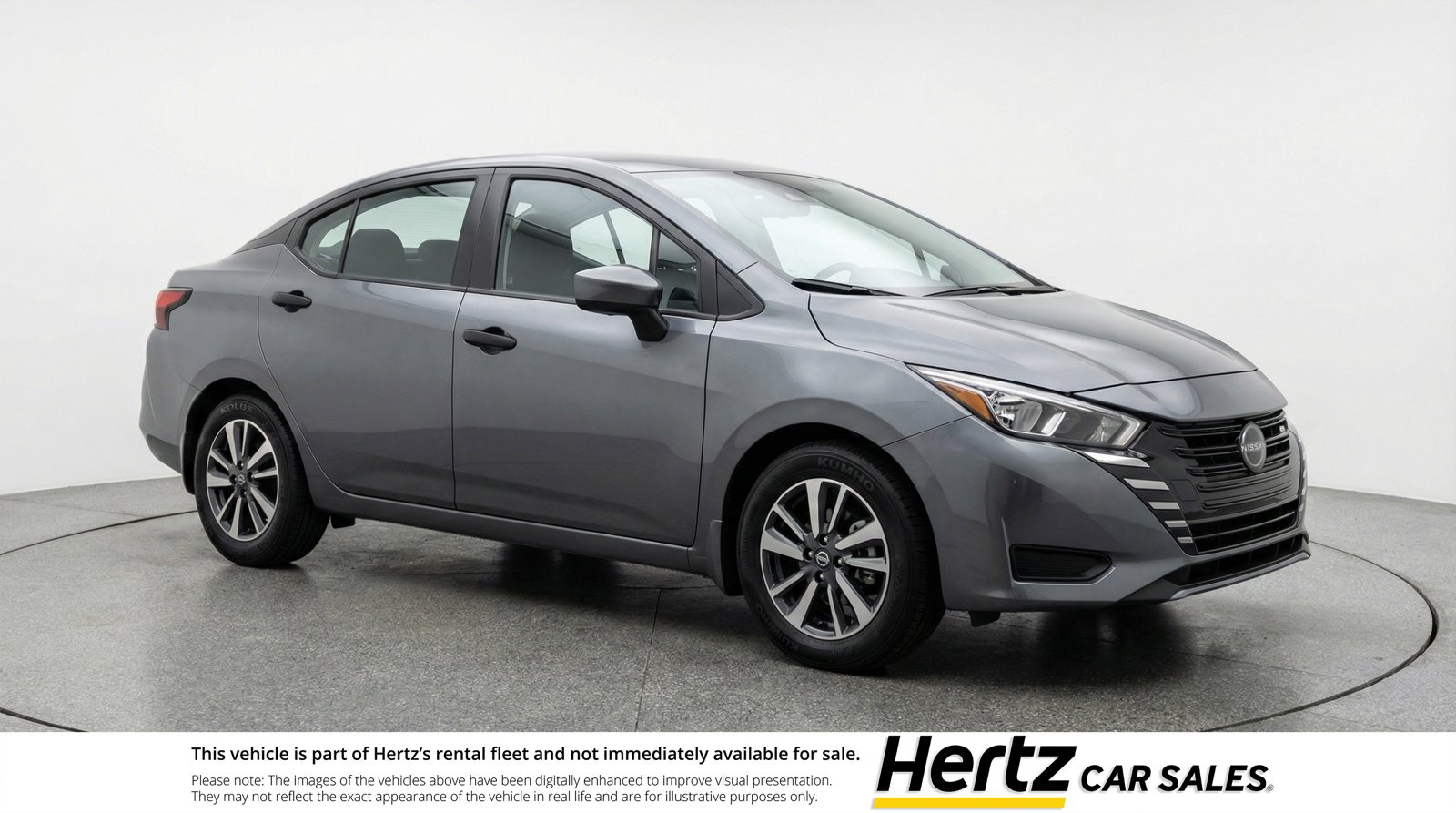 Used 2025 Nissan Versa SV image 1