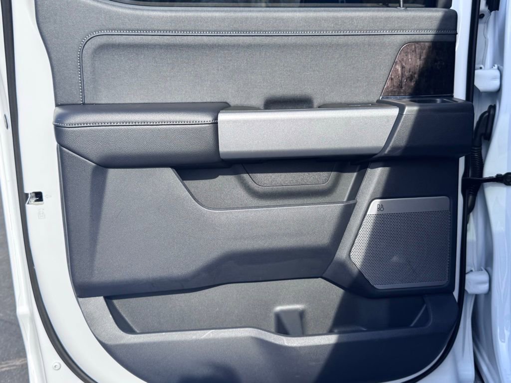 Used 2024 Ford F250 Lariat image 32