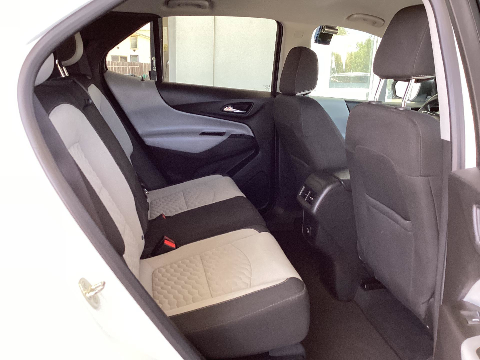 Used 2019 Chevrolet Equinox LS w/ LS Convenience Package AWD/4WD image 16