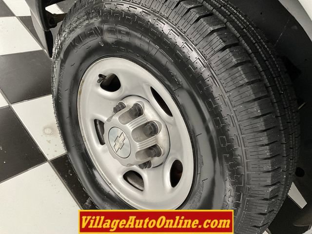 Used 2018 Chevrolet Express 2500 w/ Driver Convenience Package image 11