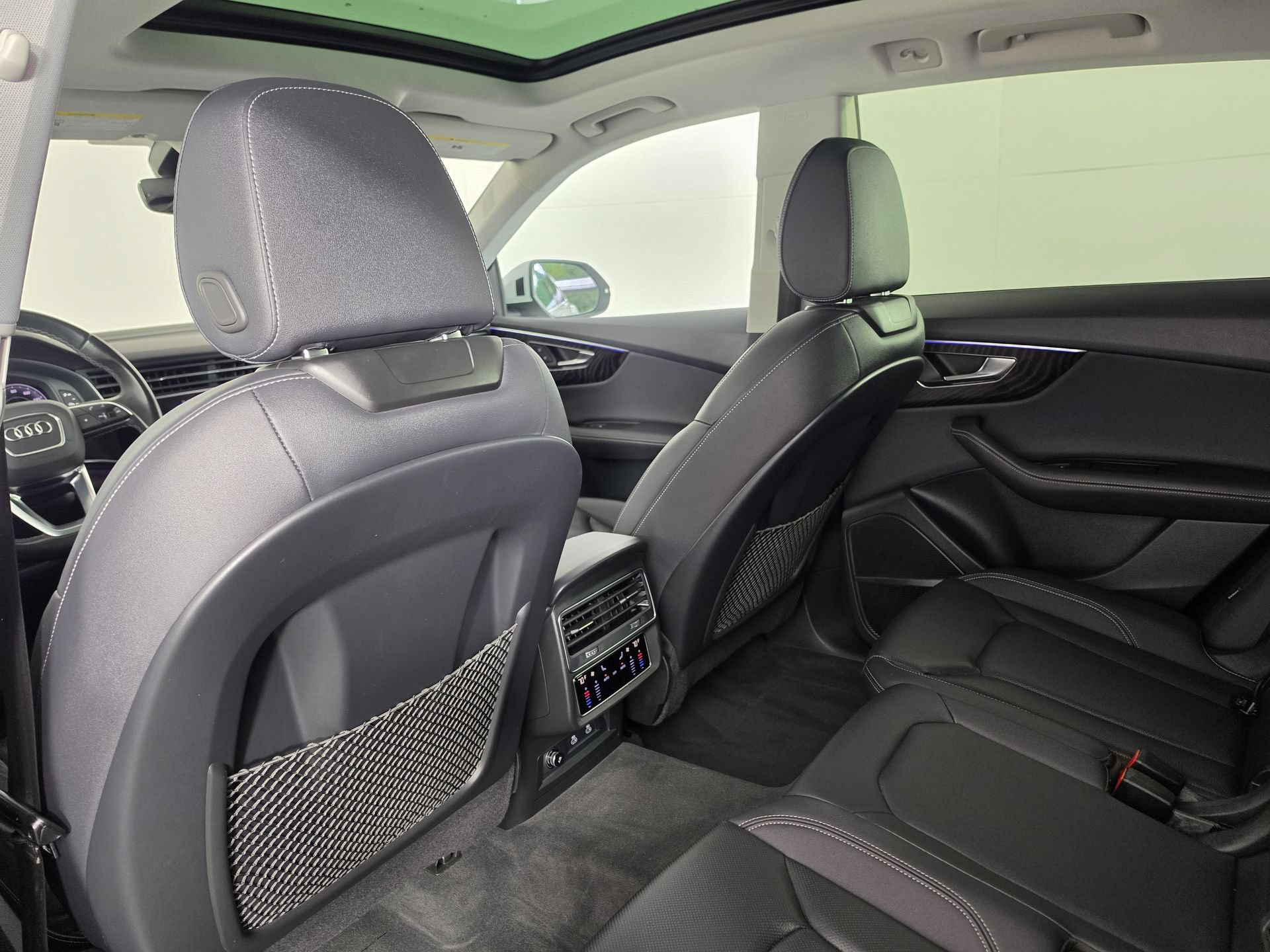 Certified 2023 Audi Q8 Premium Plus AWD/4WD image 27
