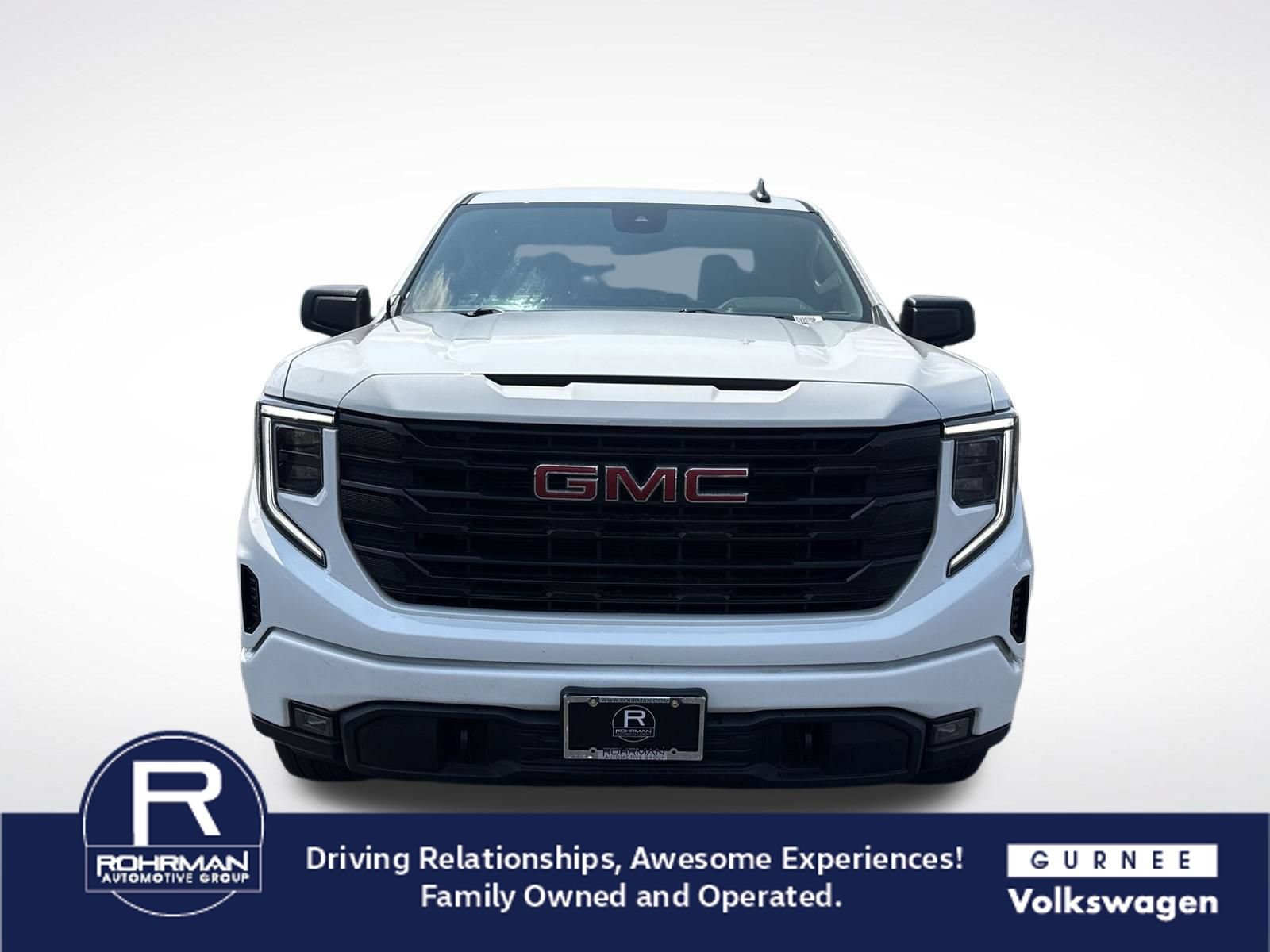 Used 2023 GMC Sierra 1500 Elevation AWD/4WD image 3