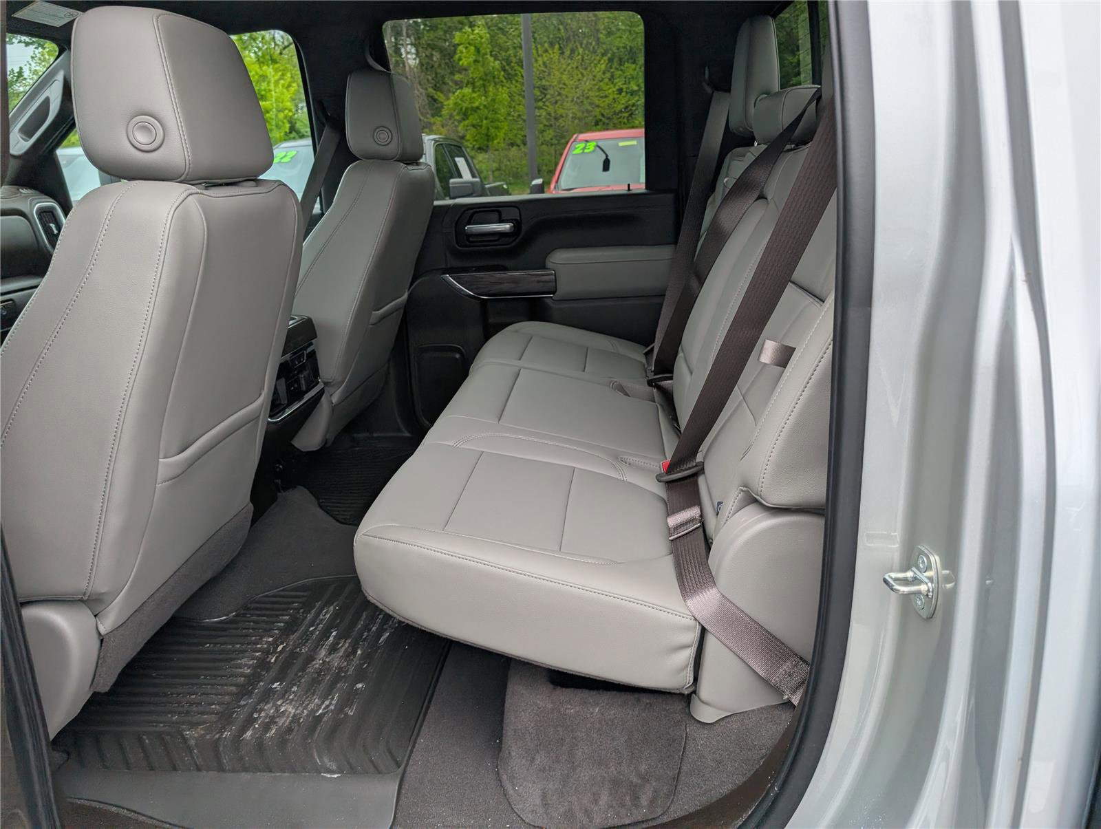 Used 2020 Chevrolet Silverado 2500 LTZ w/ Technology Package AWD/4WD image 13