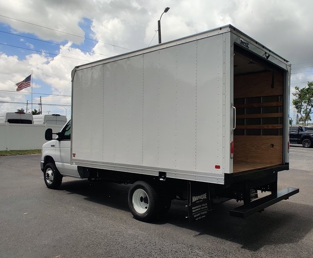 New 2026 Ford E-450 and Econoline 450 Super Duty w/ Power Equipment Group image 5