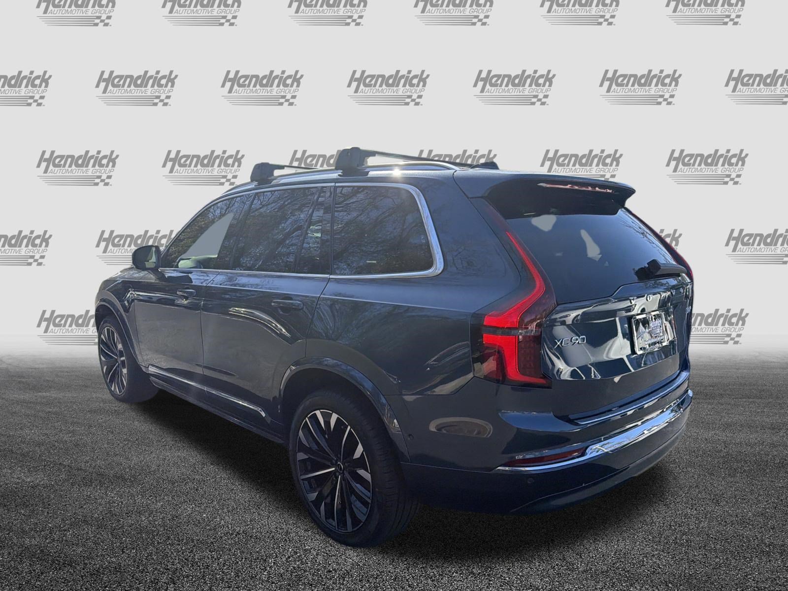 Used 2026 Volvo XC90 T8 Plus w/ Protection Package Premier AWD/4WD image 7