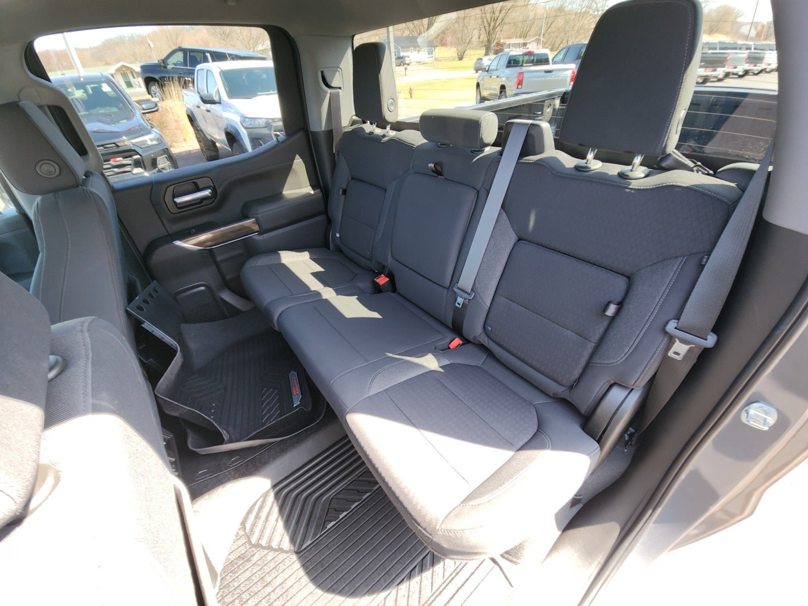 Used 2022 Chevrolet Silverado 1500 RST AWD/4WD image 21