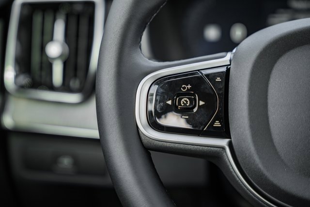 New 2026 Volvo XC90 B6 Ultra image 25