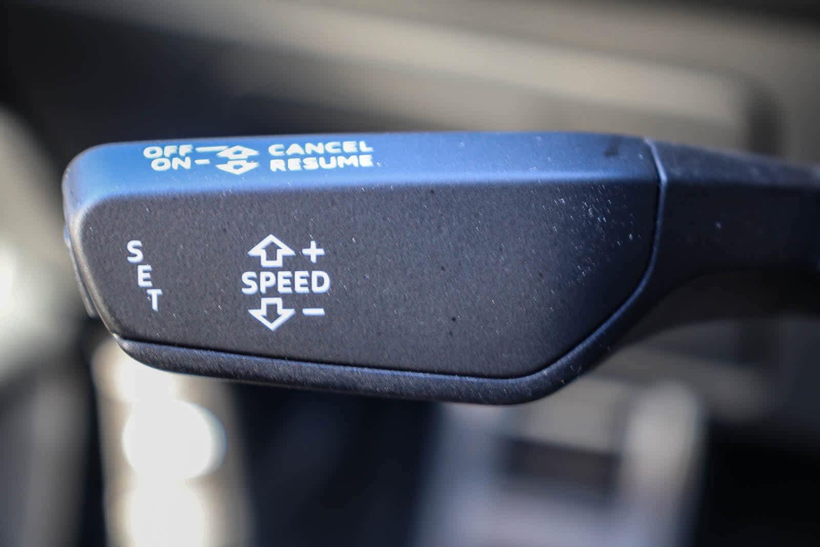 Used 2025 Audi RS 6 performance w/ Matte Carbon Package image 35