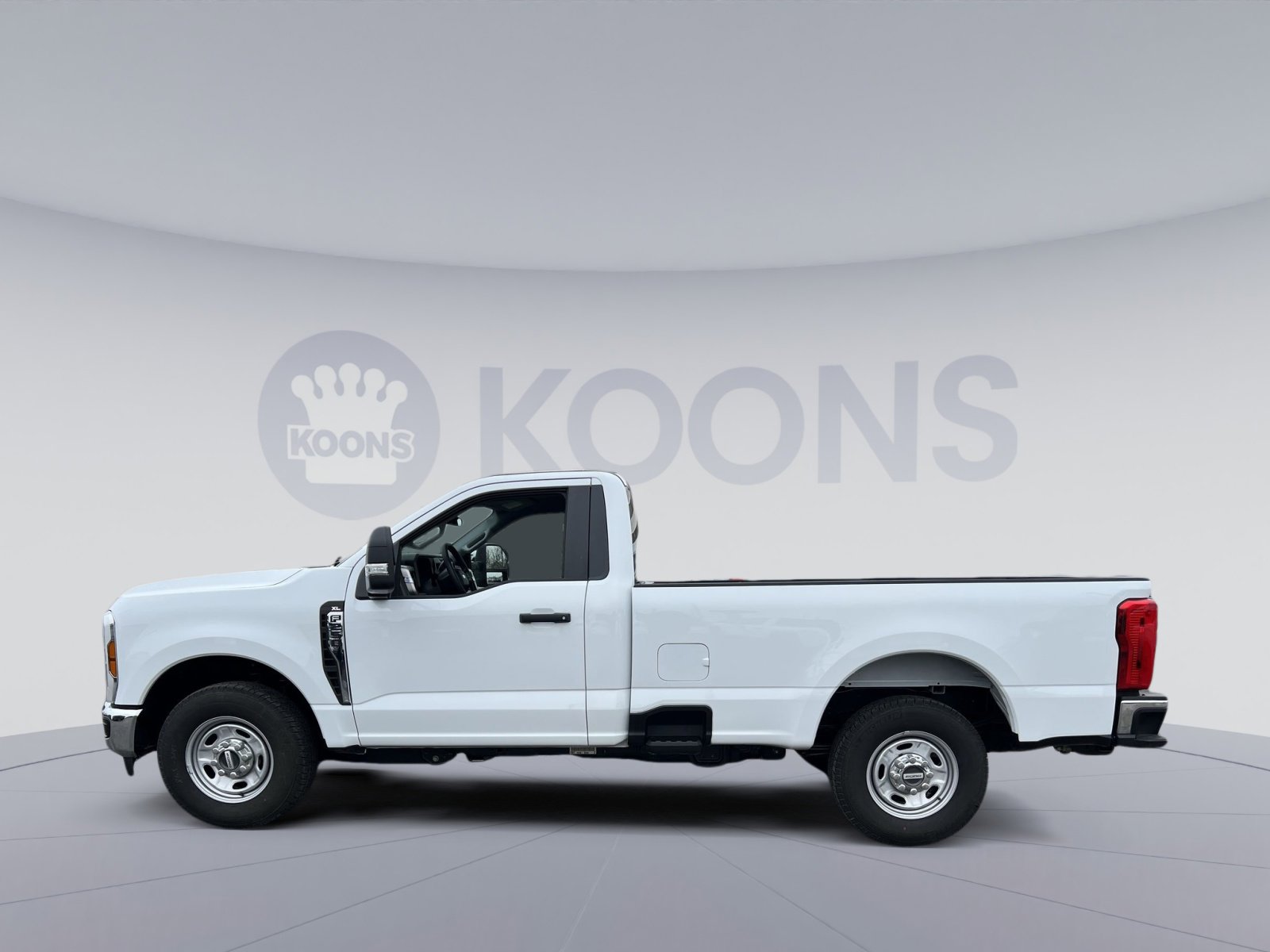 Used 2026 Ford F250 XL w/ XL Chrome Package image 2