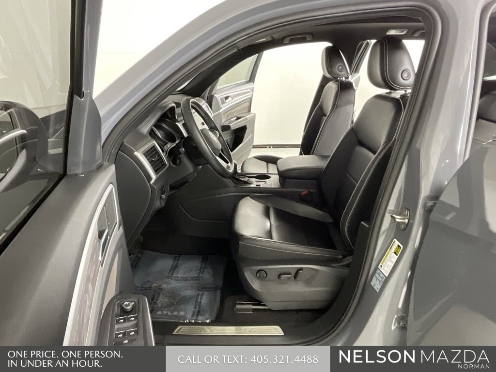 Used 2021 Volkswagen Atlas Cross Sport SE image 12