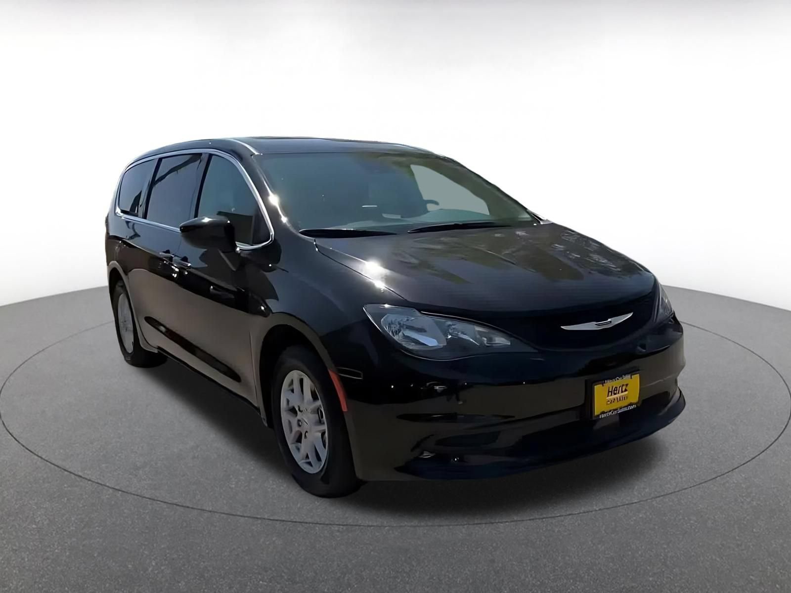 Used 2024 Chrysler Voyager LX FWD image 2