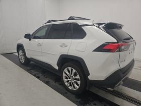 Used 2025 Toyota RAV4 Limited FWD image 4