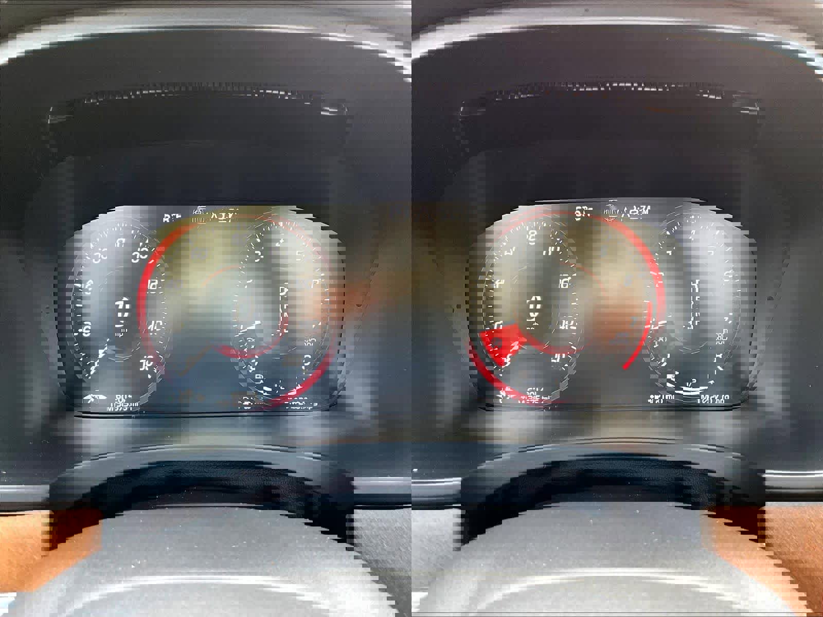 Used 2017 Volvo S90 T6 Inscription w/ Vision Package image 23