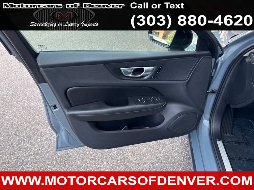 Used 2024 Volvo S60 B5 Plus image 20