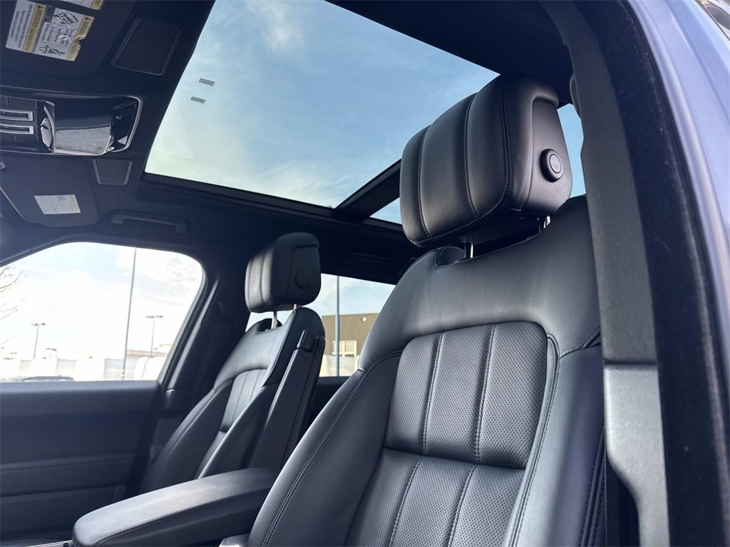 Used 2021 Land Rover Range Rover Sport HSE Silver Edition image 20