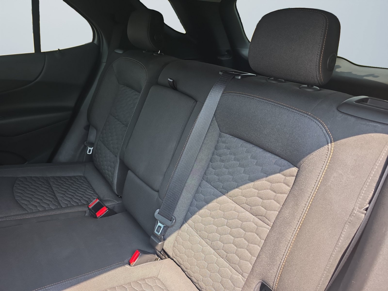 Used 2019 Chevrolet Equinox LT FWD image 14