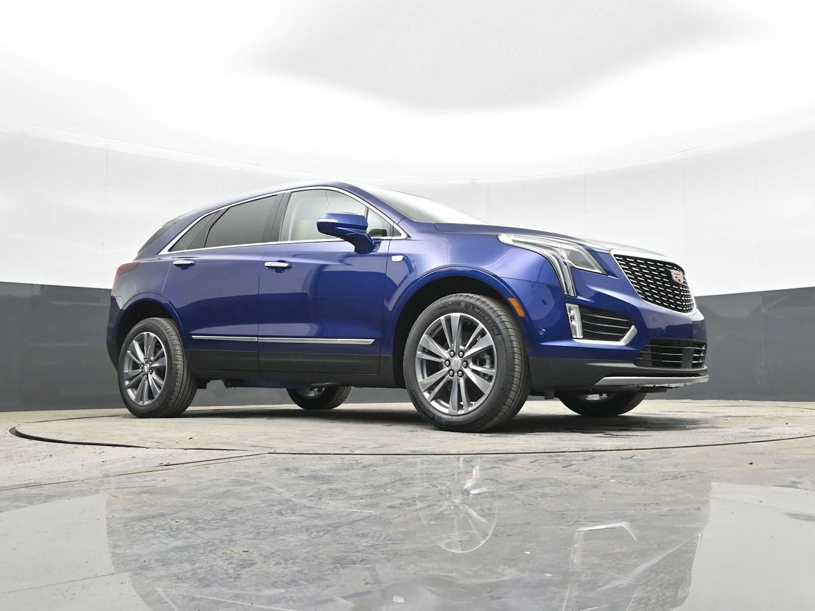 New 2025 Cadillac XT5 Premium Luxury w/ Technology Package image 41