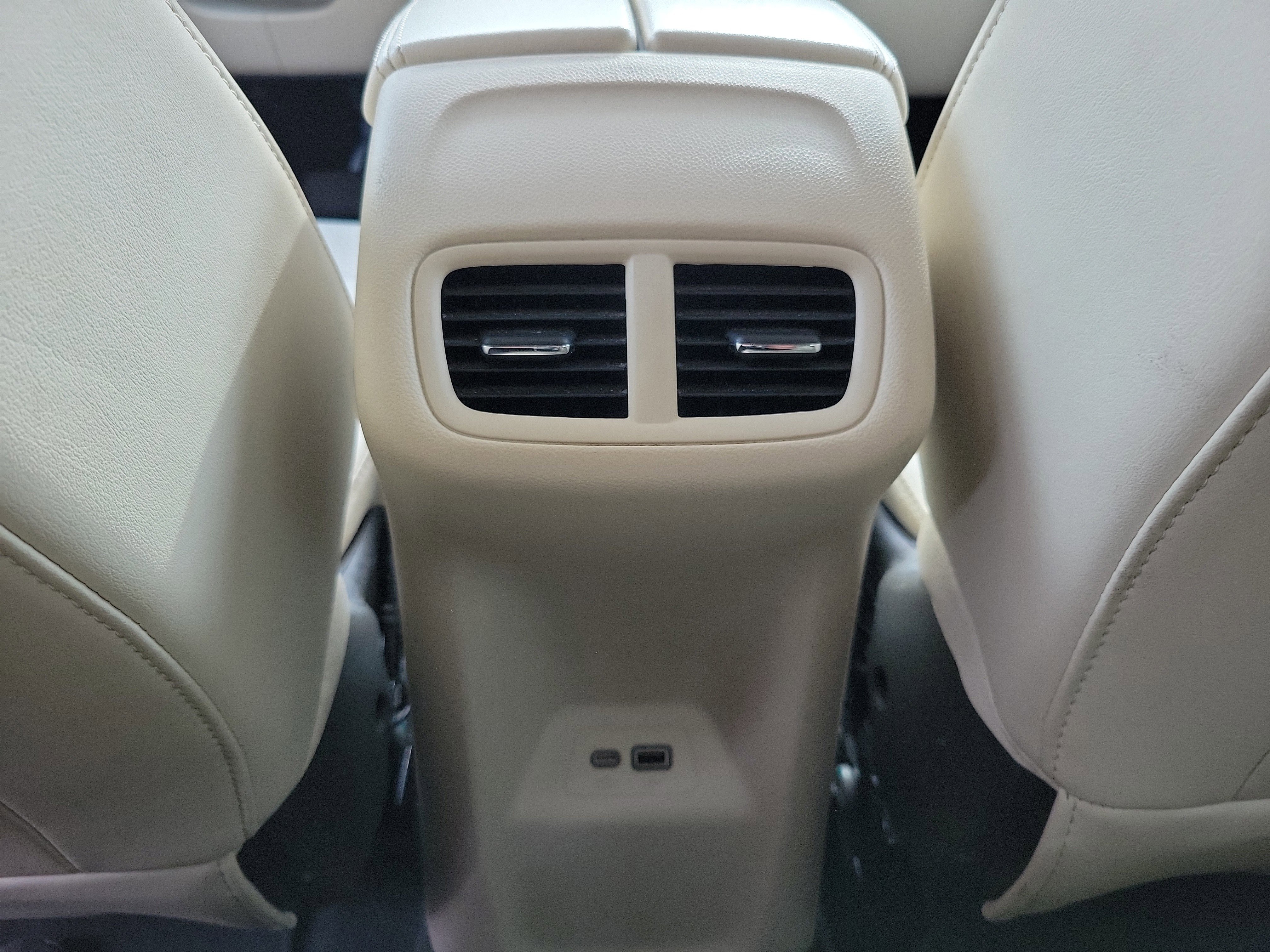 Used 2023 Buick Envision Preferred image 15