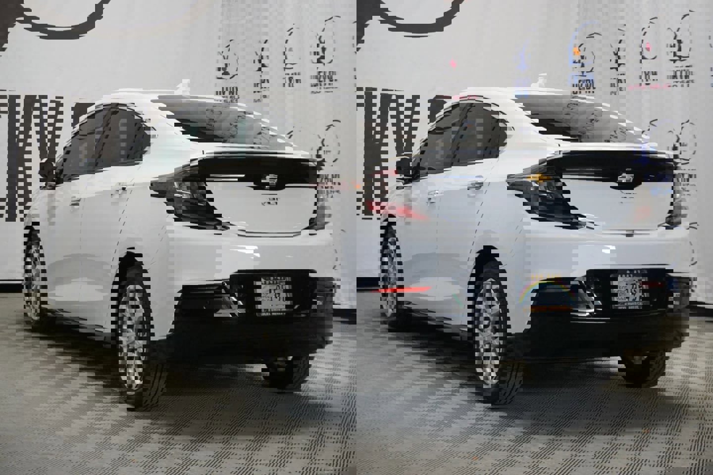 Used 2017 Chevrolet Volt Premier image 4