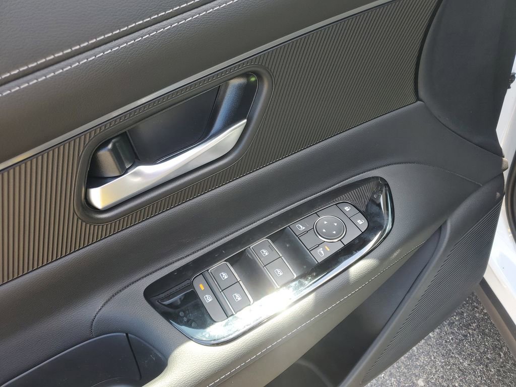 New 2025 Nissan Murano SV image 11