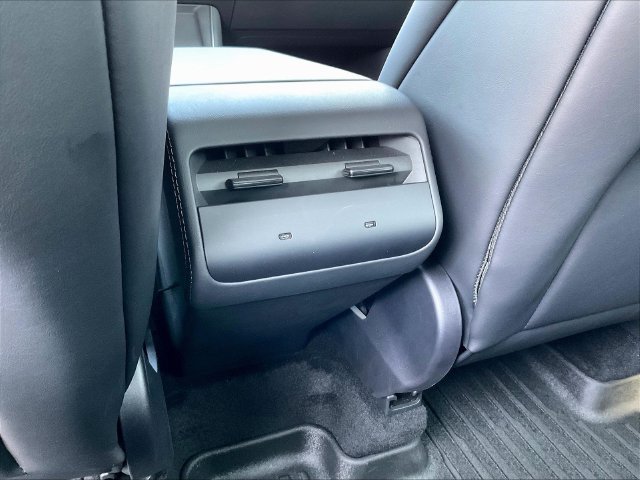Used 2026 Tesla Model Y 2WD image 12