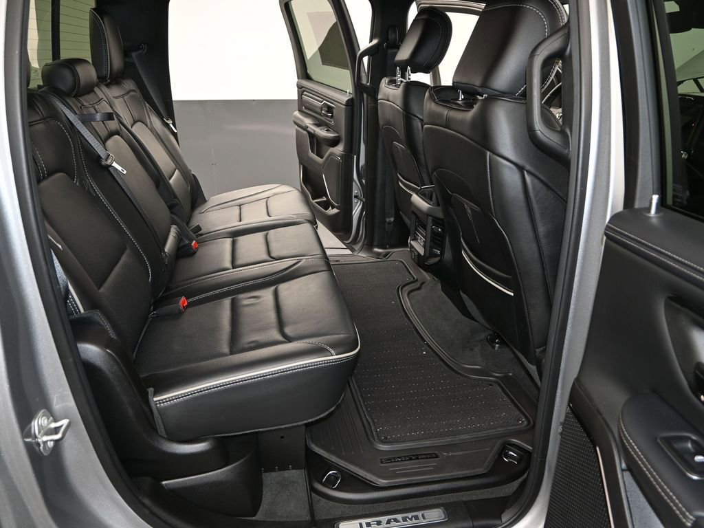 Used 2024 RAM 1500 Limited image 26