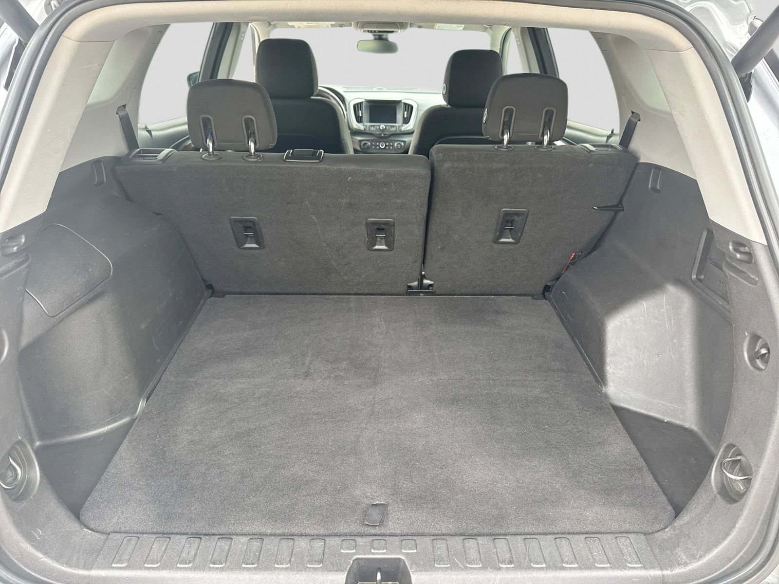 Used 2020 GMC Terrain SLE w/ Driver Convenience Package image 35