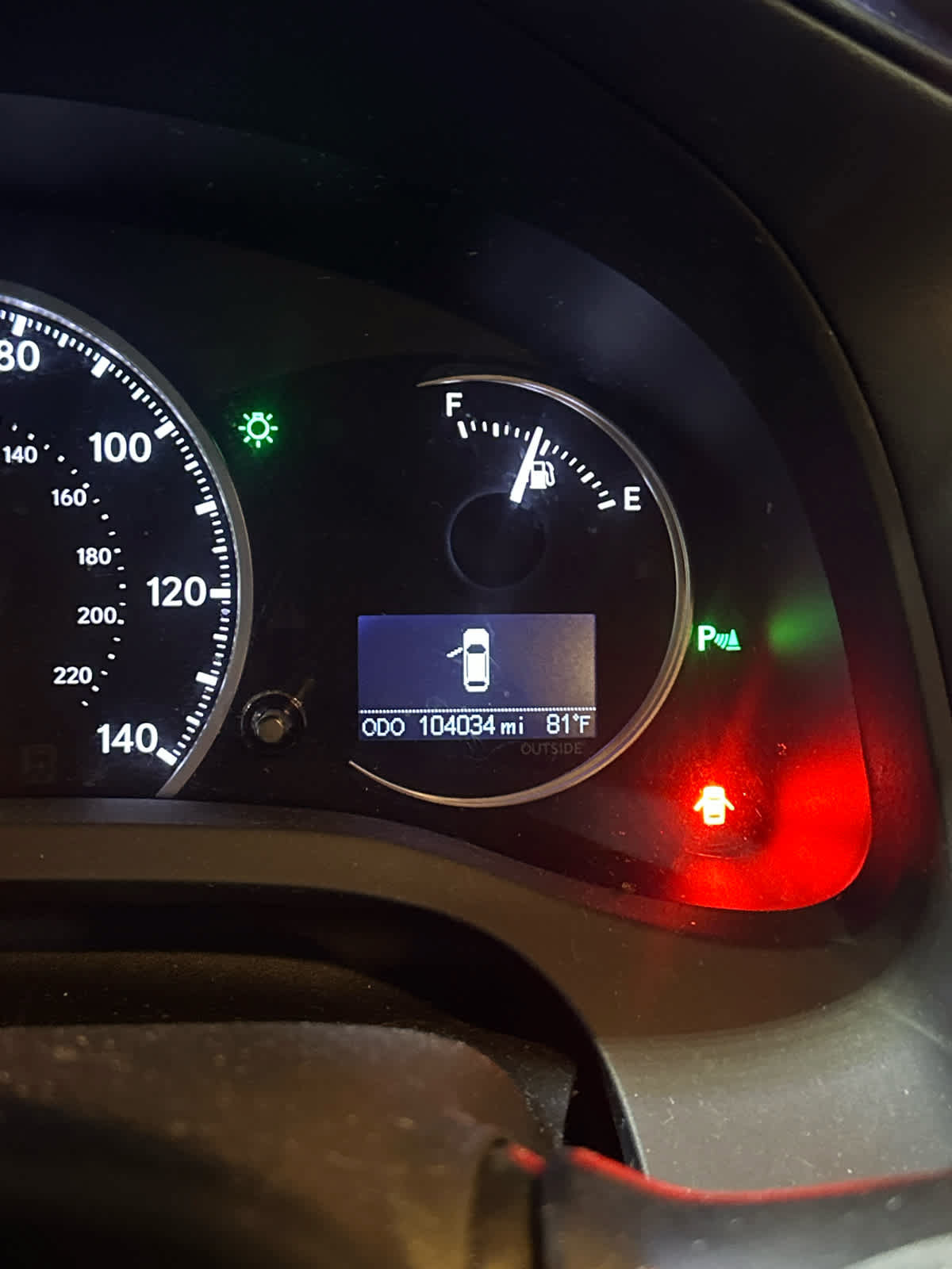 Used 2013 Lexus CT 200h w/ Leather Pkg FWD image 4