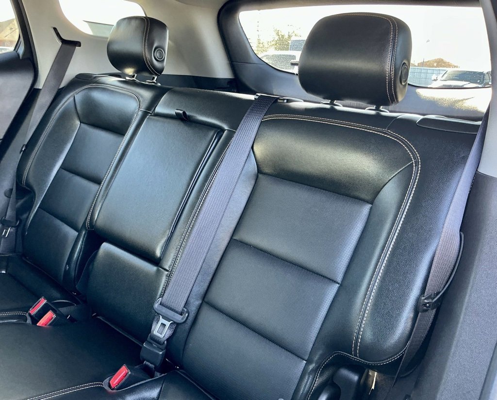 Used 2018 GMC Terrain SLT image 28