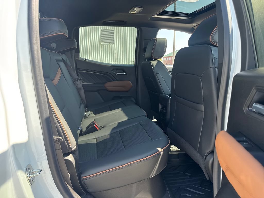 New 2026 GMC Canyon AT4 w/ Technology Plus Package AWD/4WD image 14