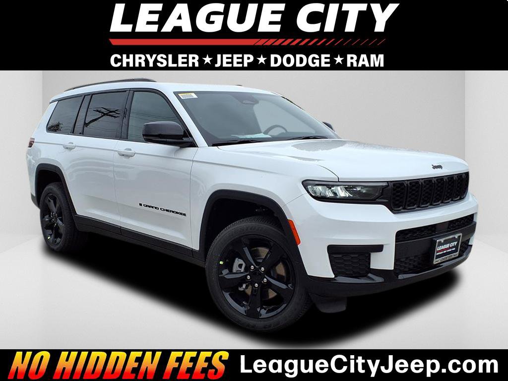 New 2025 Jeep Grand Cherokee L Altitude image 1